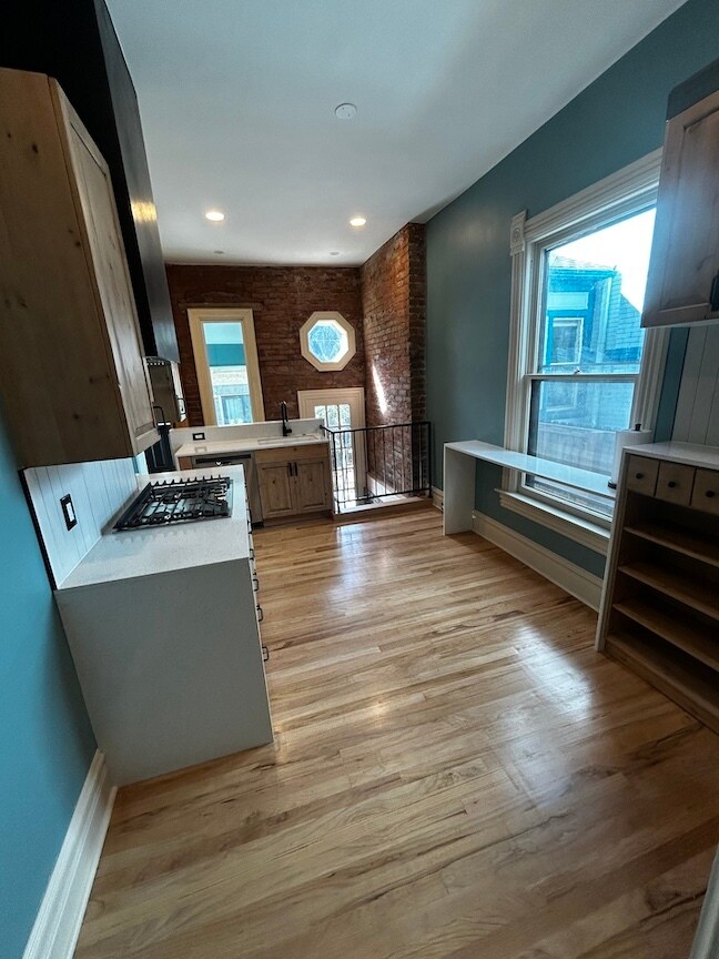 Foto del edificio - 2145 Franklin St