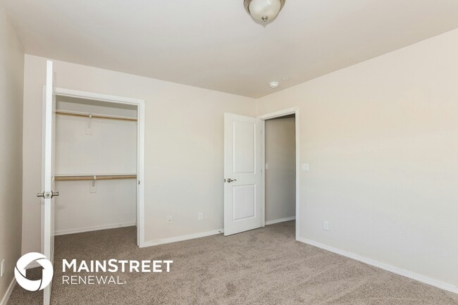 Building Photo - 2000 N 36th St