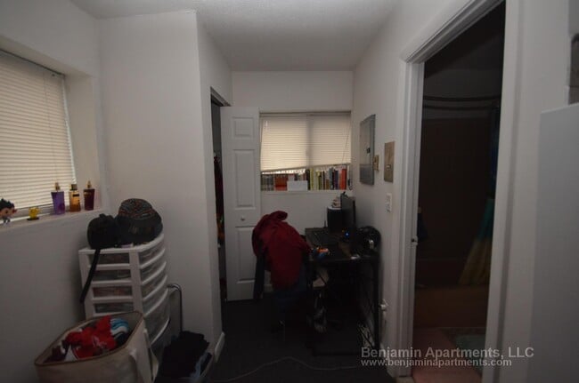 Foto del edificio - 226 Parker Hill Ave