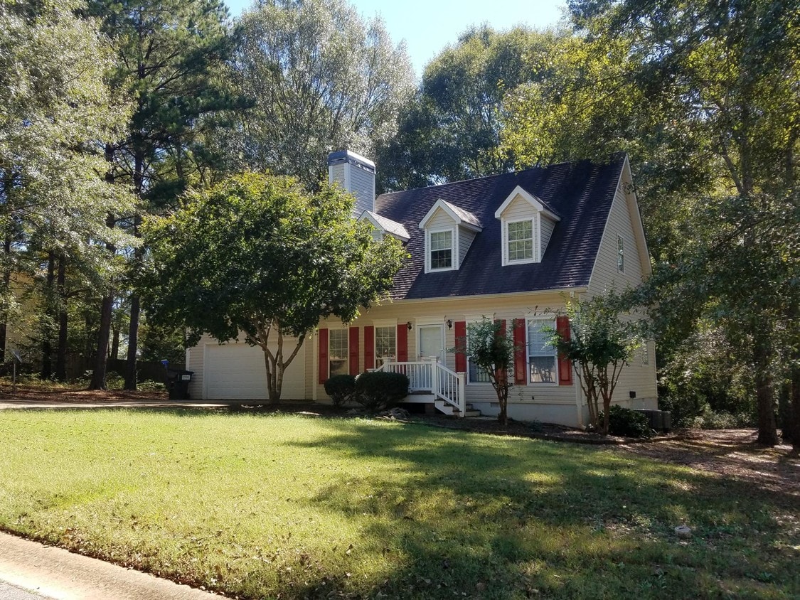 71 Piedmont Dr, Senoia, GA 30276 House for Rent in Senoia, GA