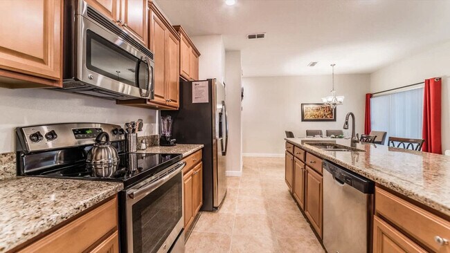 Building Photo - 4819 Brier Rose Ln