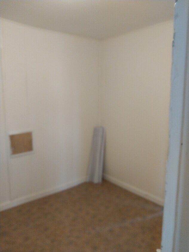 Storage - 489 Hill St SE