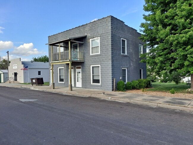 Building Photo - 205 S 2nd St