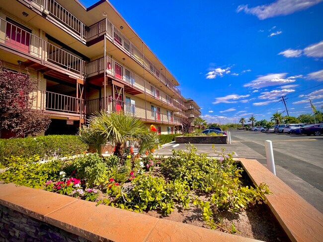 Exterior de la propiedad - Katie Court Apartments