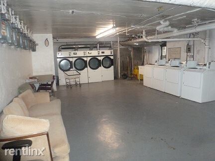 Foto del edificio - 55 Pennsylvania Ave