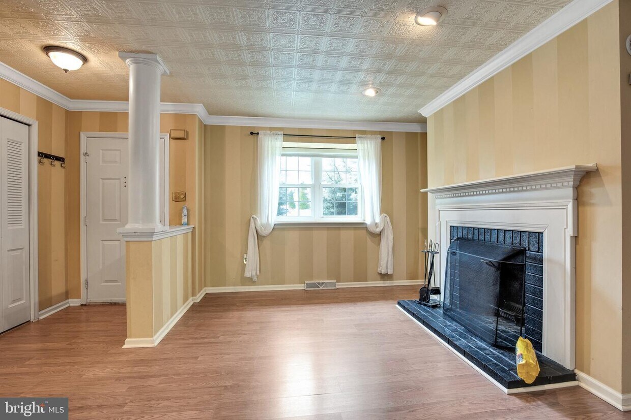 2483 Dragon Cir, Norristown, PA 19403 Townhome Rentals in Norristown PA