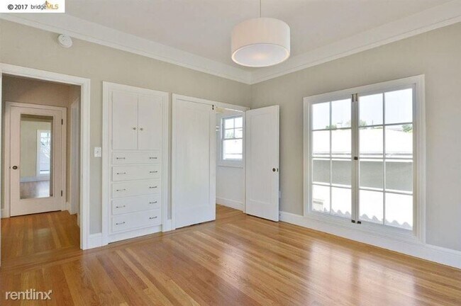 Foto del edificio - 4121 Greenwood Ave