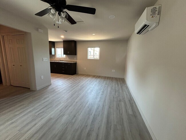 Foto del edificio - 1 bed 1 bath unit - ADU