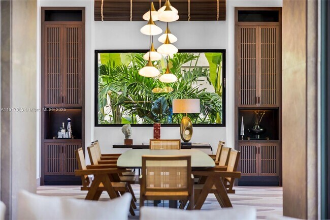 Foto del edificio - 200 W Rivo Alto Dr