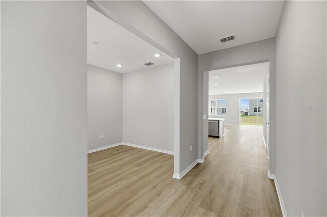 Foto del edificio - 5696 SW 71st Ct