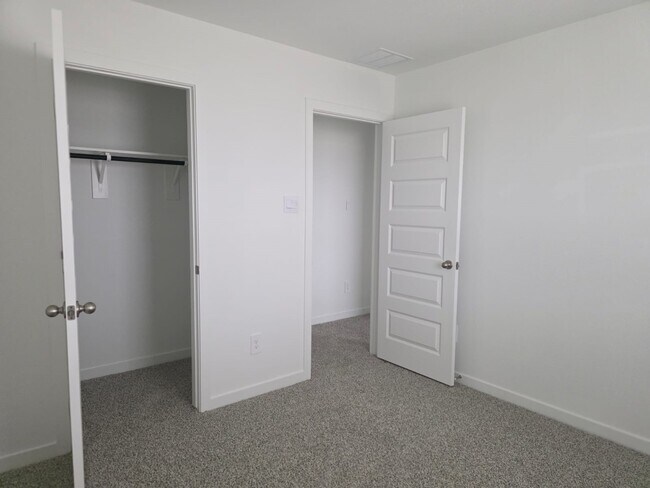 Building Photo - 2803 Lisburn Ter Ln