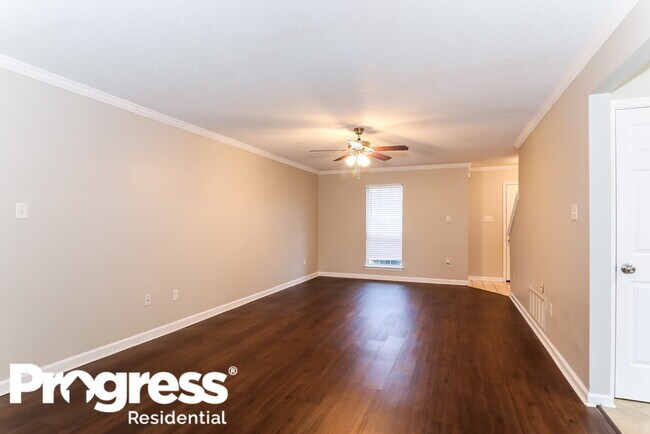 Building Photo - 7163 Hunter's Horn Dr