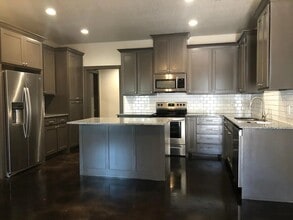 Building Photo - 403 Co Rd 3383