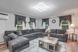 Building Photo - 751 US-9W