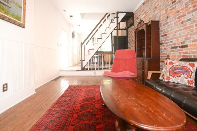 Foto del edificio - 784 S 6th St