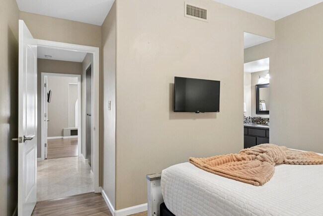 Foto del edificio - 9033 W Patrick Ln