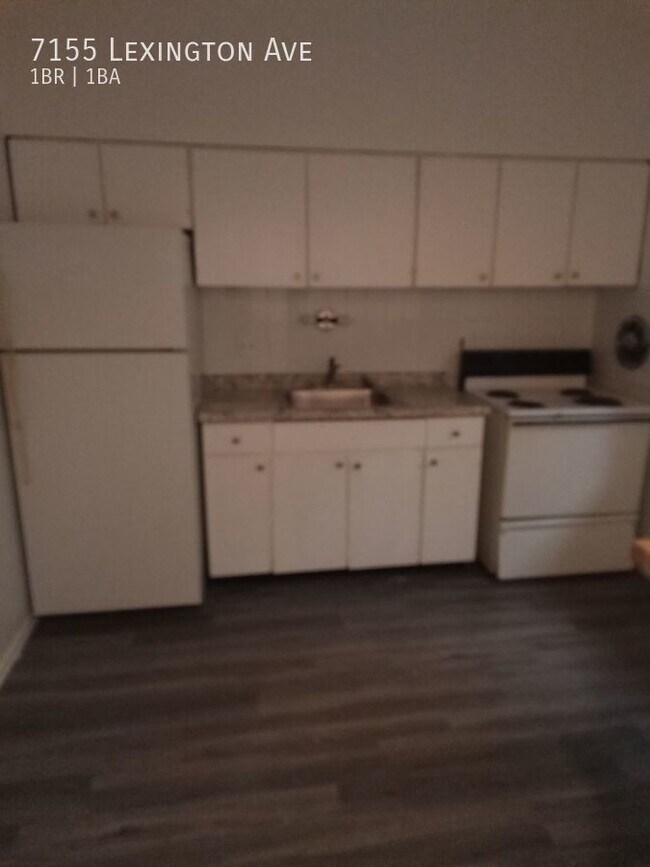 Foto del edificio - One bedroom Apartment with 600 sq. ft. of ...