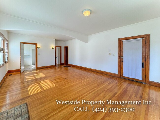 Foto del edificio - 1315-1317 1/2 N. Stanley Ave.-1315