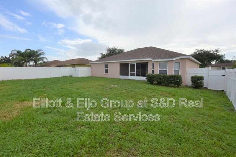 Primary Photo - 1615 Laurel Meadows Dr