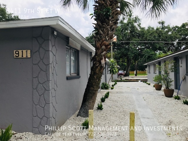 Foto principal - 3411 9th St Ct W