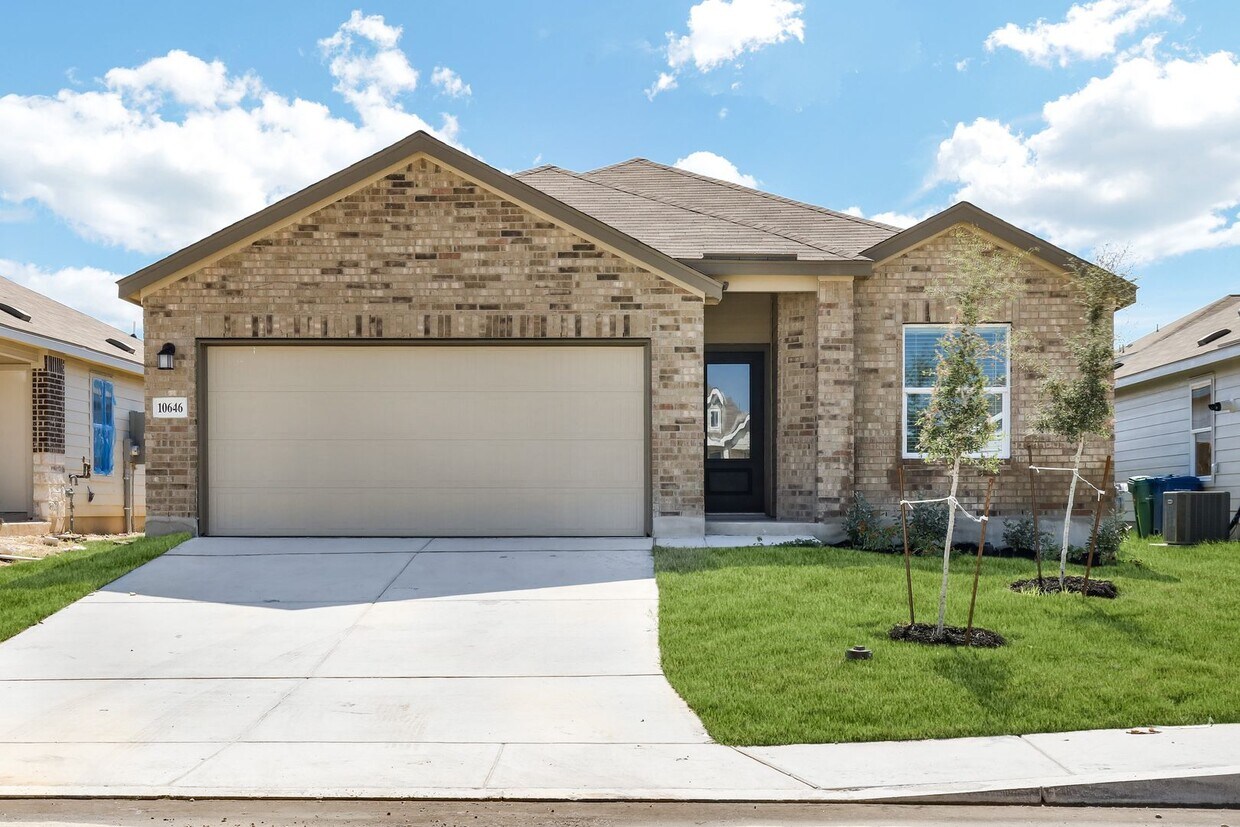 Modern Elegance 4BR/3BA SingleStory Rent... House Rental in