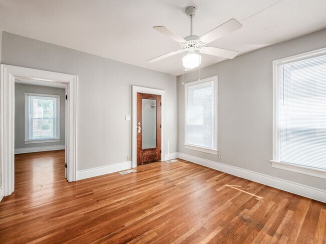 Foto del edificio - 193 E 2nd Ave