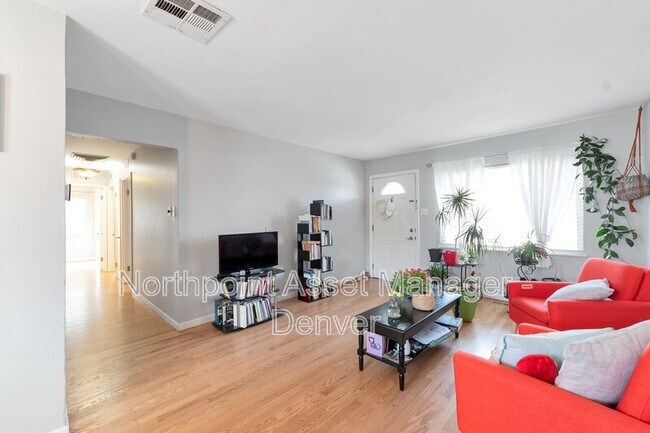 Foto del edificio - 3068 S Grape Way