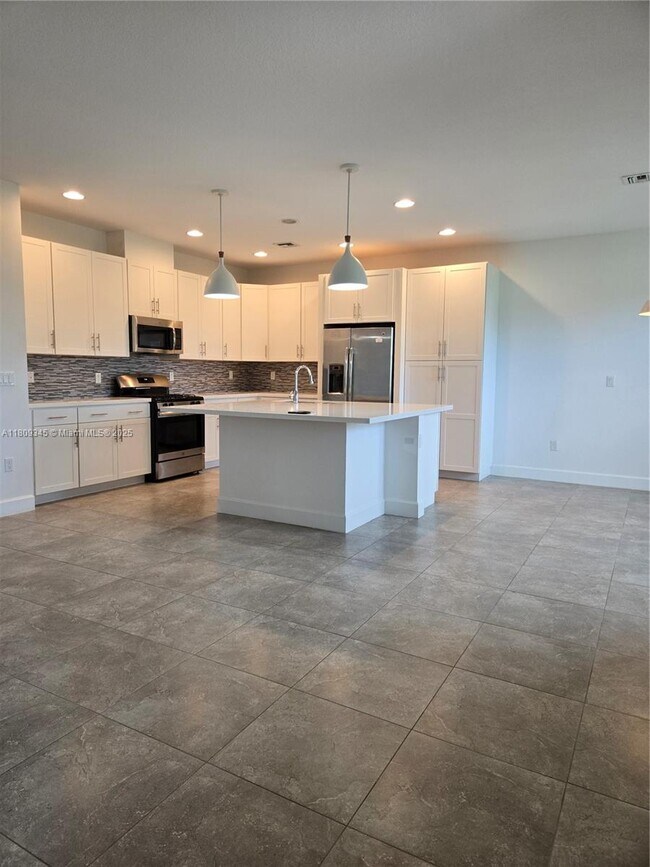 Foto del edificio - 12584 NW 32nd Manor