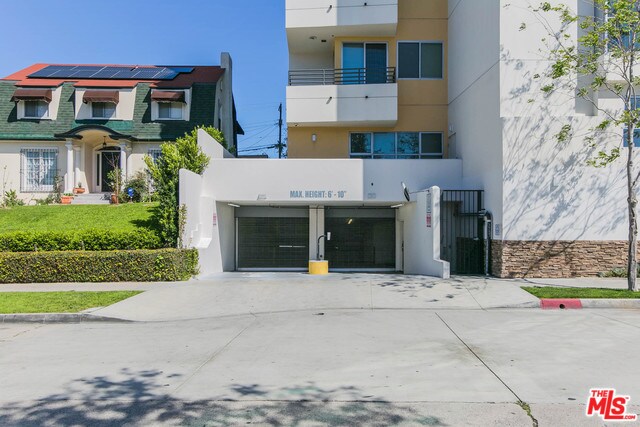 Building Photo - 3429 W Olympic Blvd