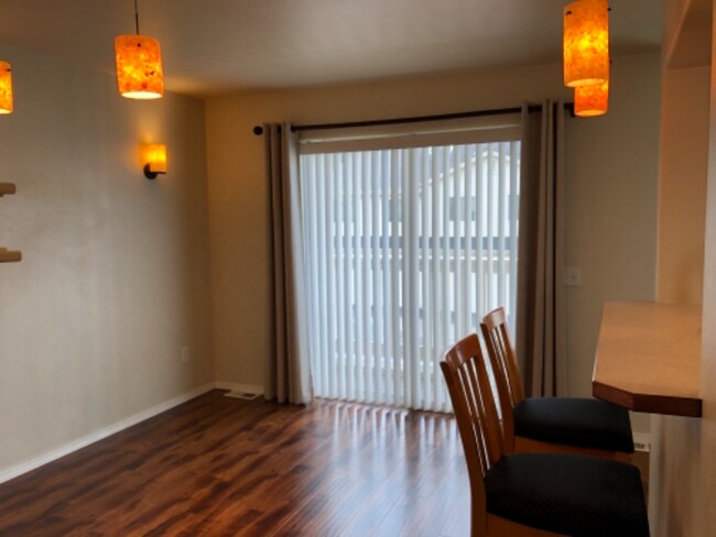 Foto del edificio - 7107 Fairweather Park Loop