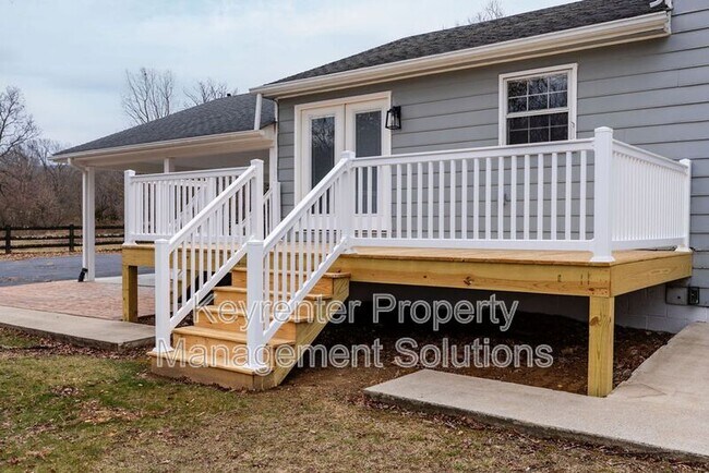 Foto del edificio - 781 Cold Springs Rd