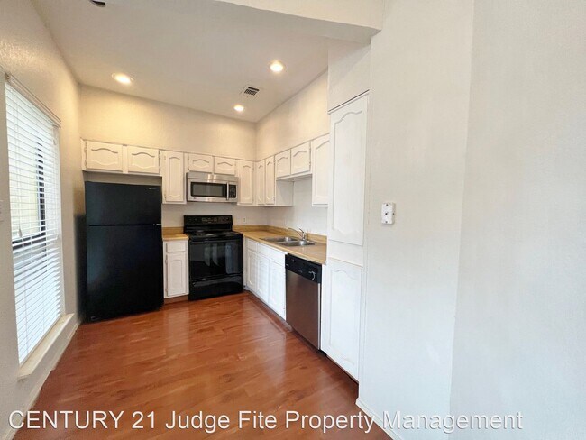Building Photo - 1 br, 1 bath House - 3117 Sondra Drive Uni...