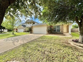 Building Photo - 1015 Aiken Dr