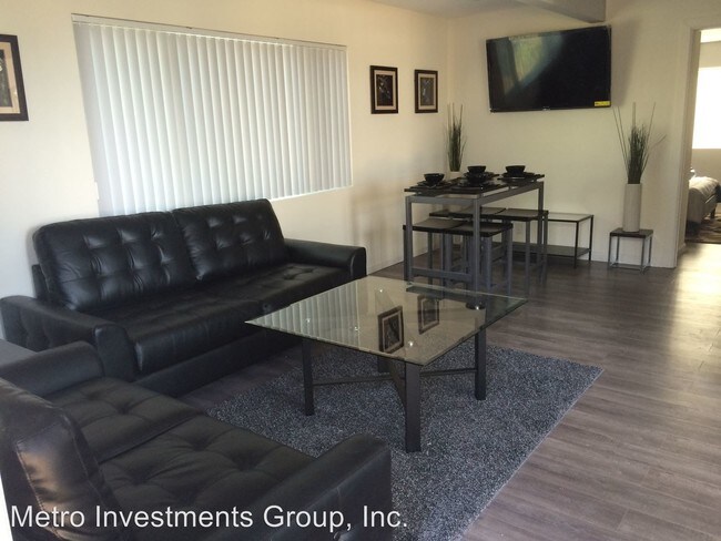 Foto del edificio - 1374 Highland Blvd