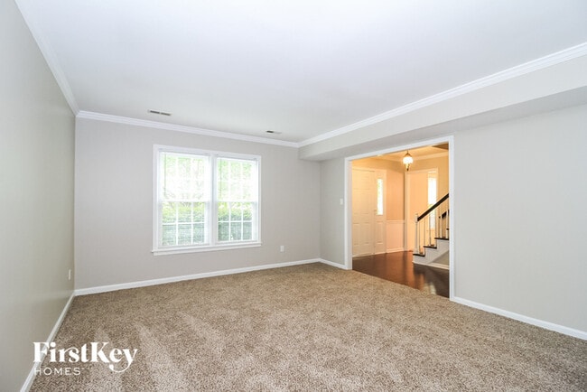Building Photo - 521 Covington Ridge Rd