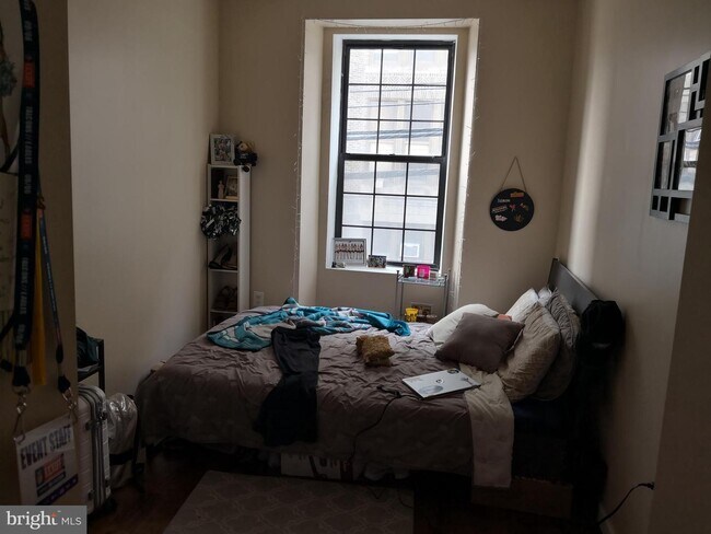 Foto del edificio - 537 N 13th St