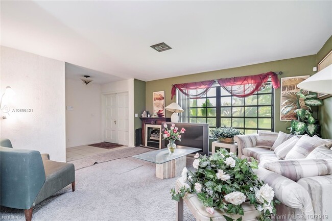 Building Photo - 3 br, 2 bath House - 7804 NW 41st St