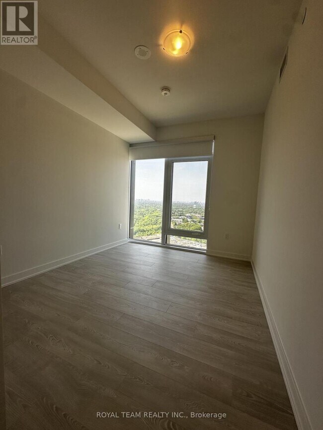 Building Photo - 1 Quarrington Ln