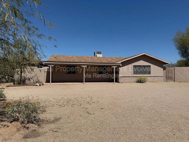 Building Photo - 6410 E Dixileta Dr