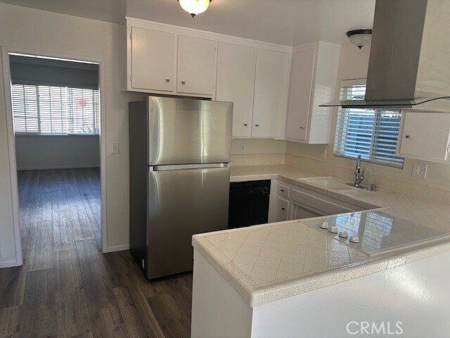 Foto del edificio - 1201 N California St