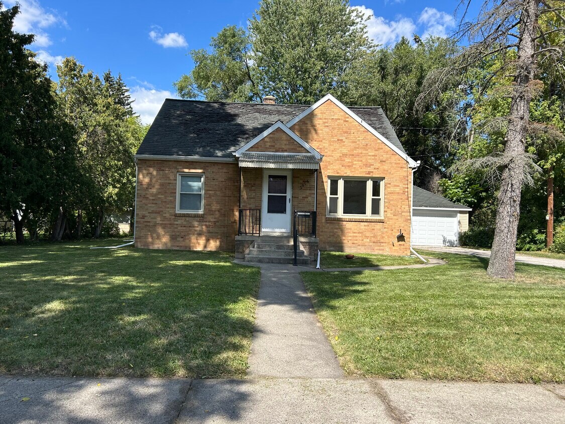 Foto principal - 2016 Houghton Ave