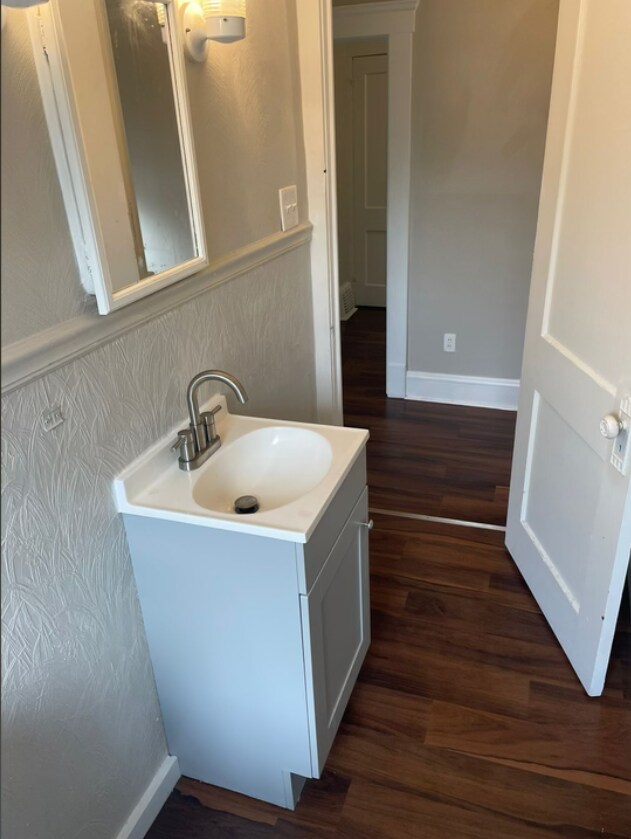 Foto del edificio - 2315 Montclair Ave