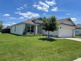Building Photo - 350 Carlisle Dr