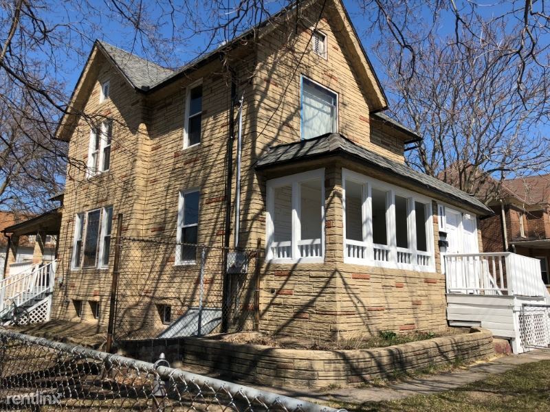 1930 57th St, Kenosha, WI 53140 Townhome Rentals in Kenosha WI