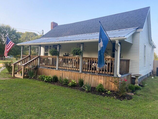 Building Photo - 5425 TN-225
