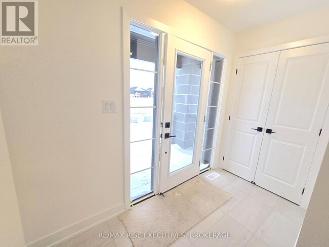 Building Photo - 80 Dusenbury Dr.