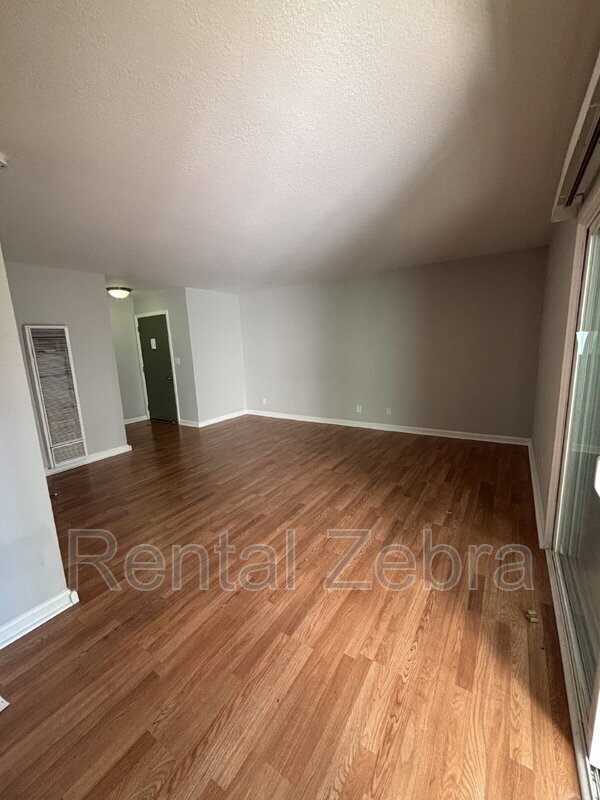 Foto del edificio - 2890 Treat Blvd