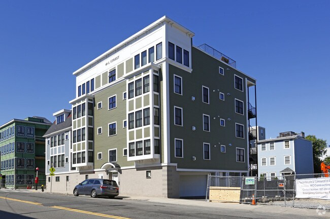 Building Photo - 49 L St