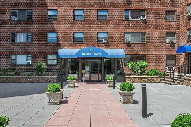 Building Photo - 6515 JFK Blvd E