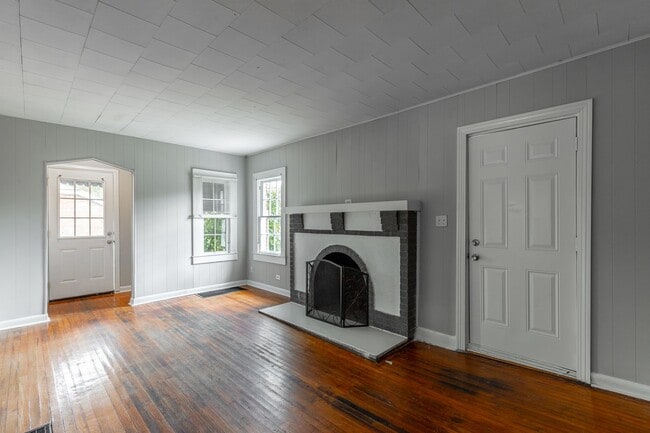 Photo - 3609 Ridgeside Road House